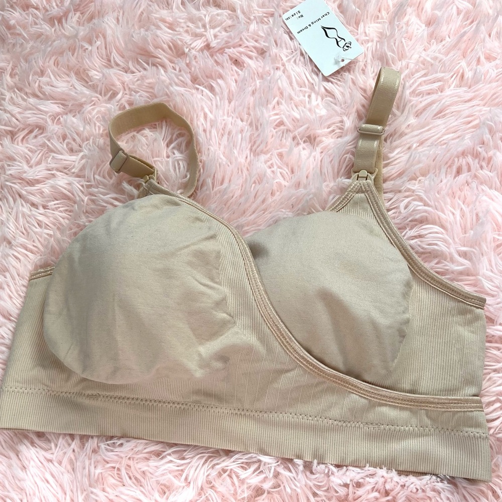 🌸Nursing Bra - Picture 2 of 3